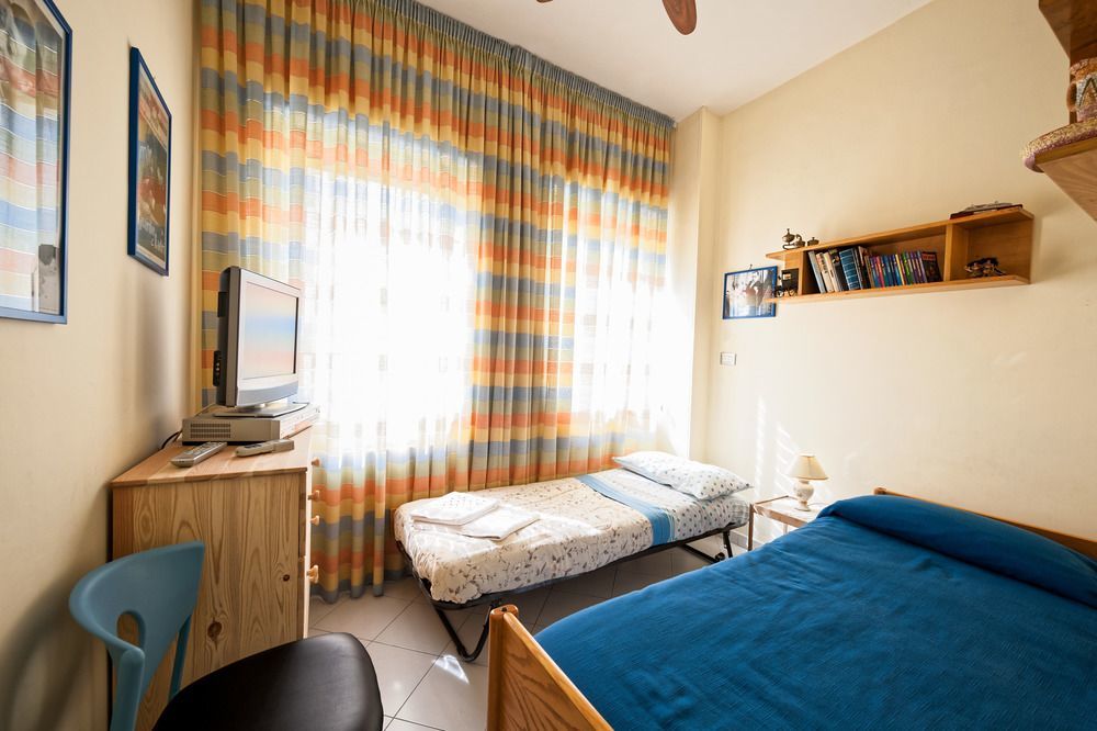 Chez Anna B&B - Adults Only Napoli Dış mekan fotoğraf