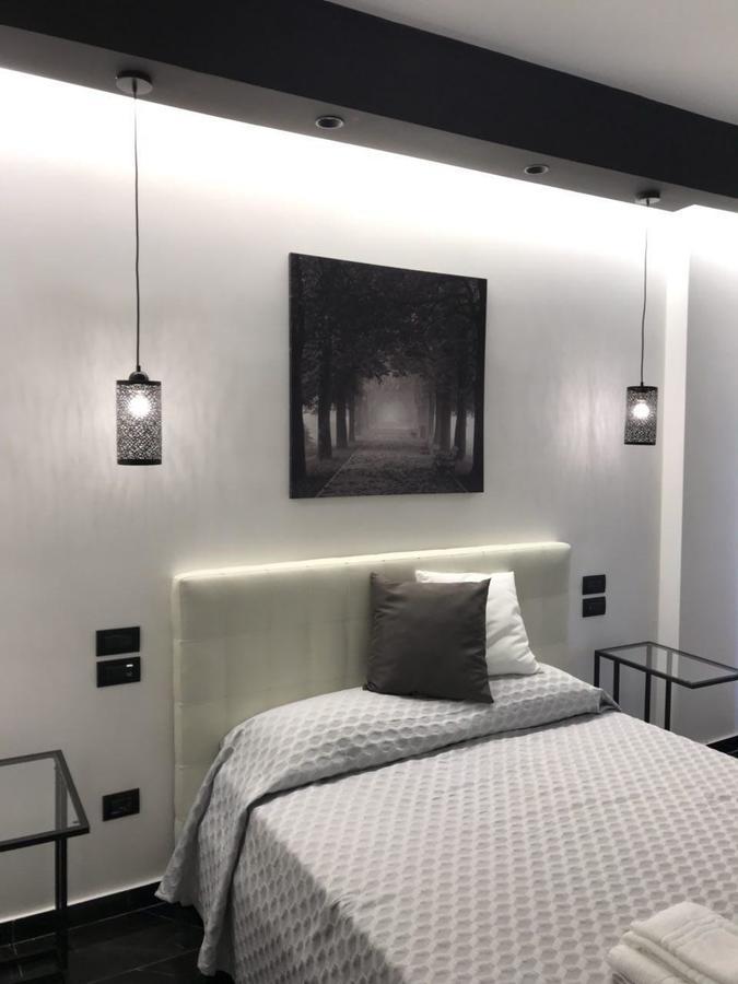 Chez Anna B&B - Adults Only Napoli Dış mekan fotoğraf
