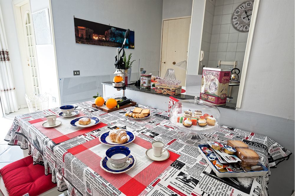 Chez Anna B&B - Adults Only Napoli Dış mekan fotoğraf