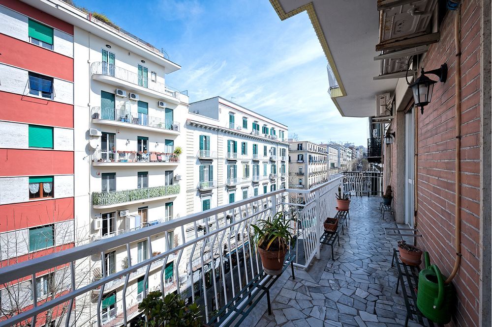 Chez Anna B&B - Adults Only Napoli Dış mekan fotoğraf